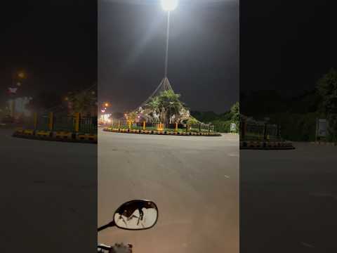 रात में शहर की गलियों का असली मज़ा | Night Vlog Experience” #masti #song #love #trending #viral