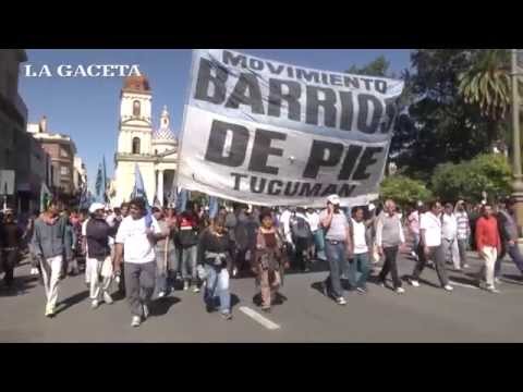 Barrios de Pie marchó para pedir contención social al Gobierno