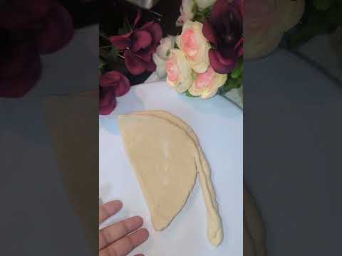 কেচি দিয়ে নান রুটি গোল। #নানরুটি #কেচি #short