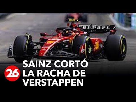Carlos Sainz ganó el Gran Premio de Singapur y cortó la racha ganadora de Verstappen en la Fórmula 1