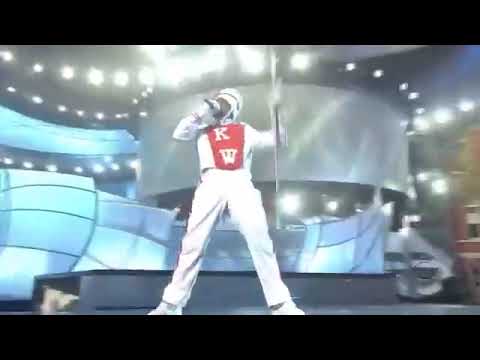Kanye West, Jamie Foxx Gold Digger | Touch The Sky Live at 48th Grammy Awards #musicvideo #live