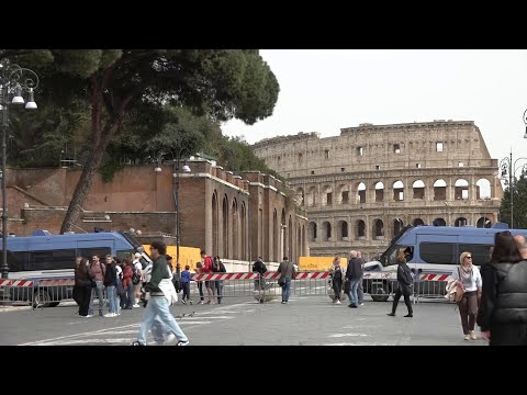 Security beefed up outside Rome' Colosseum ahead of Way of the Cross ceremony