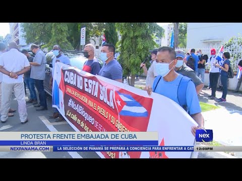 Protesta frente a la embajada de Cuba en Panamá