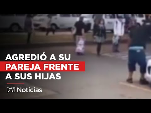 Brutal ataque a madre frente a escuela conmociona a la ciudad