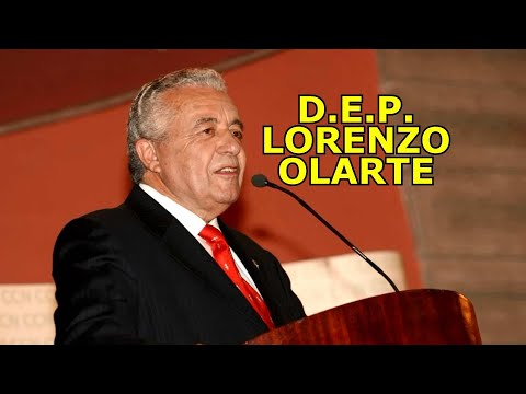 Presidentes del Gobierno de Canarias visitan la Capilla ardiente de Lorenzo Olarte