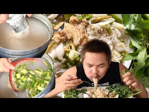 ข้าวปุ้นฮ้อนน้ำป่นปลานัวๆผั