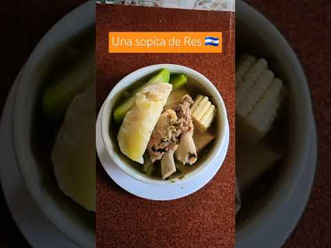 Preparada a Lo Salvadoreño  Sopa de Res #elsalvador #gastronomia #piposv #shorts #reels #turismo