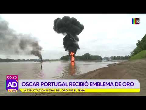 Nuestro periodista Oscar Portugal recibió el 'Emblema de Oro'