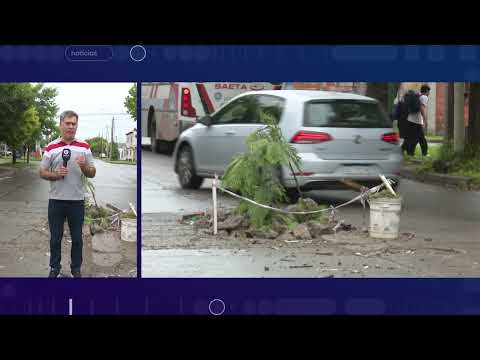 En barrio postal un tremendo bache se transformó en un peligro para conductores, calle juan B Justo