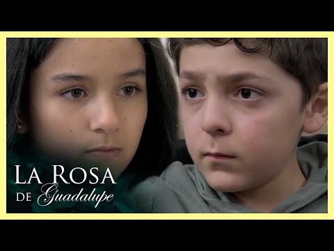 Marintia le declara su amor a Jonás | La Rosa de Guadalupe 3/4 | Con ojos de valentía