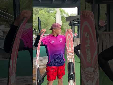 Wie man richtig mit Wasserski startet. Red B Edition!