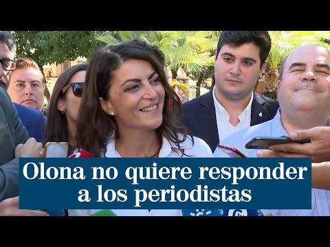 Macarena Olona no quiere responder a la prensa sobre temas políticos