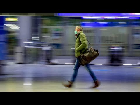 Mutanten-Alarm: Stopp aller Flüge anvisiert - Euronews am Abend am 26.01.