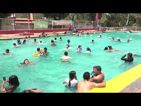 Familias deciden refrescarse en las aguas de Xilonem y Xiloá