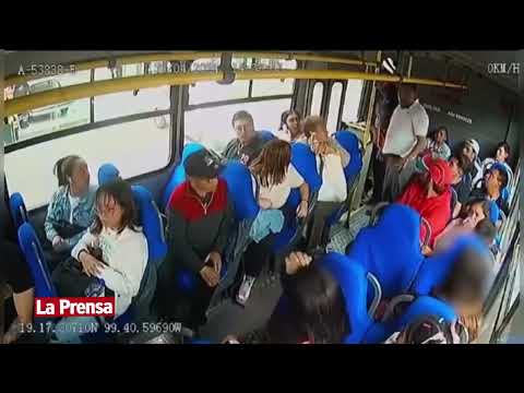 Chofer defiende a pasajera en transporte público de #Toluca