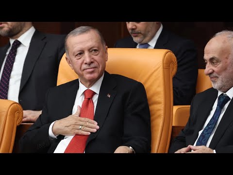 Turquie : Recep Tayyip Erdogan prête serment en présence d'une vingtaine de chefs d'État