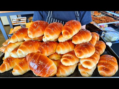Amazing chewy, buttery, trendy salted butter rolls that costs $1.6 a piece - Korean food