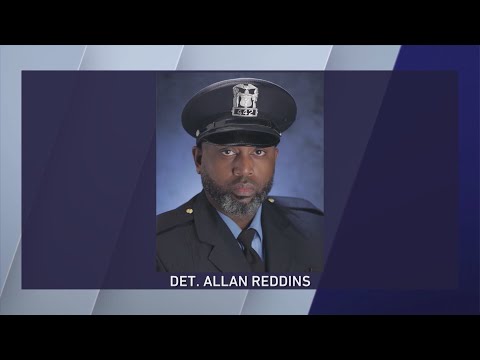 Visitation held for fallen Oak Park Detective Allan Reddins - WGN News at 9