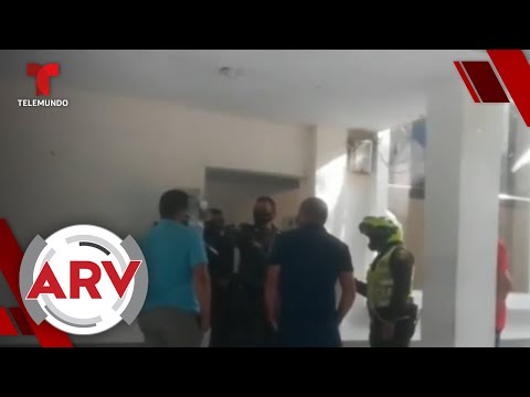 Un alcalde entrega a su propio hijo y sobrino por violar toque de queda | Al Rojo Vivo | Telemundo
