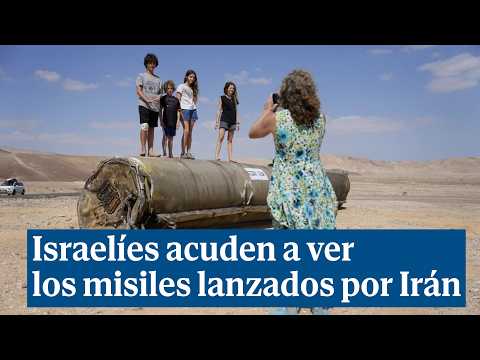 Israelíes curiosos acuden a ver cómo son los misiles de Irán neutralizados por la Cúpula de Hierro