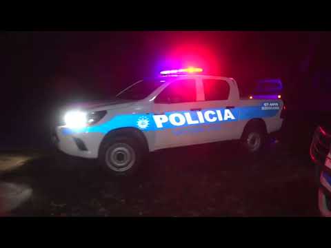 Autoridades procesan escena del robo de un Nissan Rogue 2013 en caserío Los Canales, La Unión