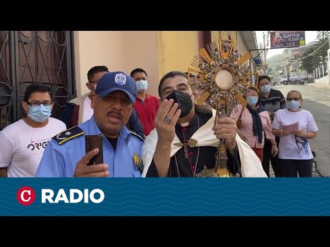 La derrota moral de la dictadura ante la Iglesia; Servidores públicos rechazan persecución religiosa