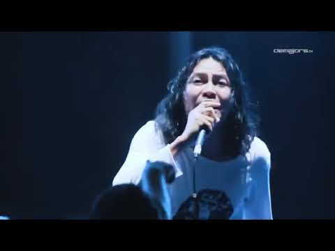 Navicula feat Dandhy Laksono - Mafia Hukum live at Synchronize Fest 2019