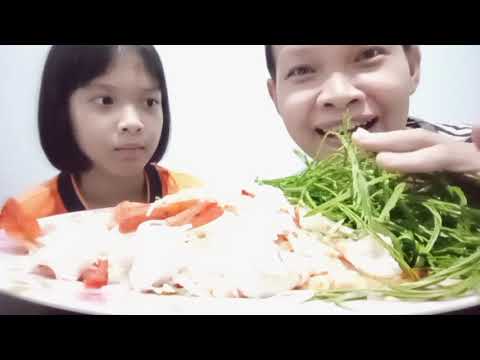 ตำกุ้งใส่ขนมจีนเผ็ดๆ