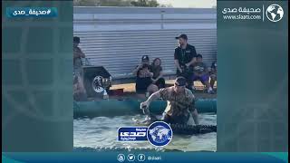 تمساح يعض صاحبه