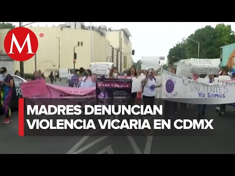 Colectivos feministas marchan hacia la FGJ de la Ciudad de México; acusan violencia vicaria
