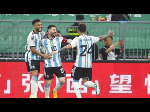 Con 1 golazo récord de Messi y el debut de Garnacho, la Selección le ganó 2 a 0 a Australia en China