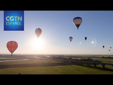 Inaugurado un festival de globos aerostáticos en Rusia tras 3 meses de retraso