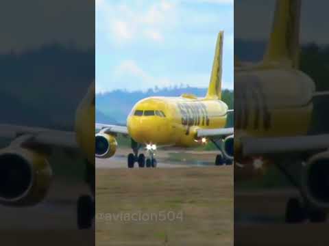 A320 de Spirit listo a la salida por pista 35 de Palmerola Honduras