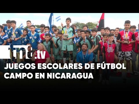 Premian primer lugar de Juegos Escolares de Fútbol Campo en Nicaragua