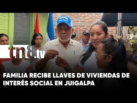 Familia de Juigalpa recibe las llaves de su vivienda de interés social - Nicaragua