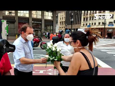 Vigília em frente à Prefeitura dos Trabalhadores(as) da Educação em Greve Pela Vida