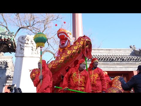 Traditional Chinese performances in Beijing celebrate Lunar New Year