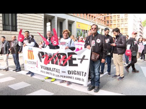 La segunda marcha de 'Pride positivo' recorre Madrid