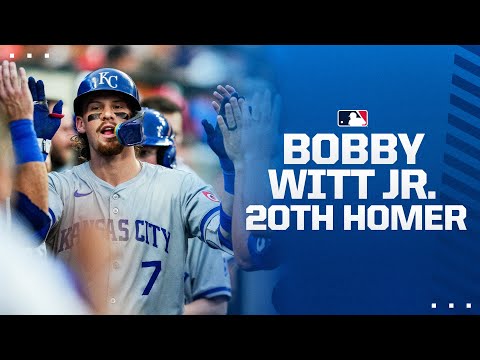 Bobby Witt Jr. starts off August with a BANG!