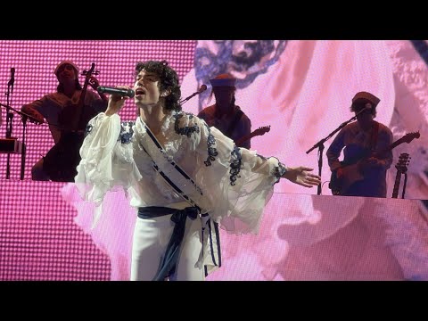sunset tower | conan gray (wishbone pajama tour chicago)