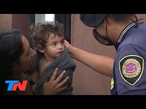 Un policía le salvó la vida a un nene en Córdoba: cayó desvanecido durante un partido y le hizo RCP