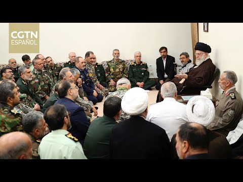 El líder iraní elogia a las fuerzas armadas por sus represalias contra Israel