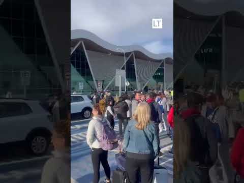 Desalojan aeropuerto El Loa de Calama por operativo del GOPE