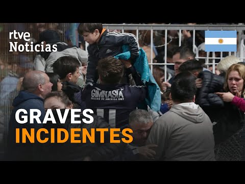 FÚTBOL-ARGENTINA: FALLECE un AFICIONADO durante los DISTURBIOS en el GIMNASIA-BOCA | RTVE Noticias