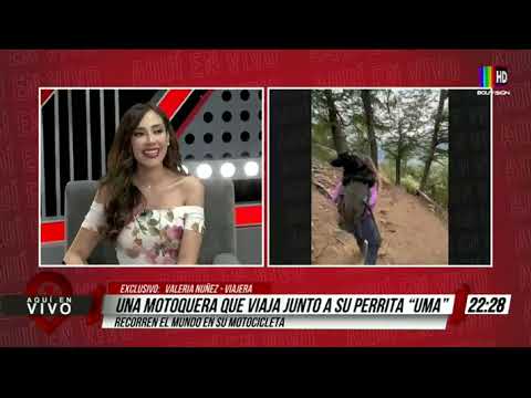 Valeria Núñez, la motoquera que viaja junto a su perrita “Uma”