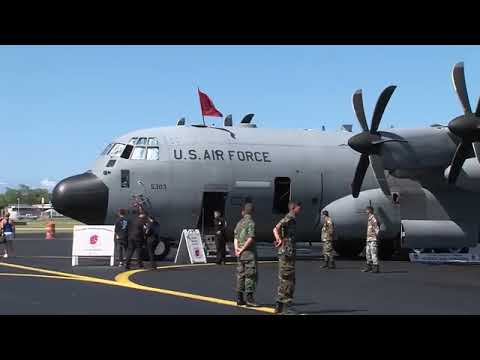 El avión Caza Huracanes regresa a Puerto Rico