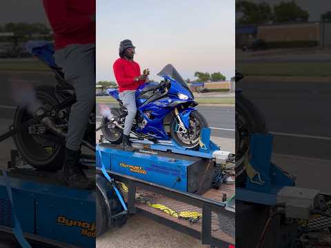 BMW S1000RR on the dyno 196whp. Exhaust therapy!