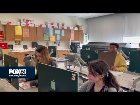 CT State Community College Asnuntuk prepares Enfield students for higher education | FOX61 Student N