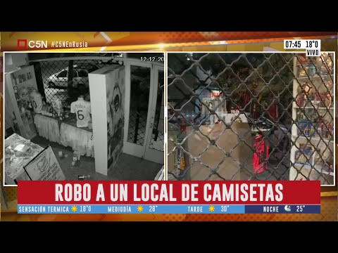 Rompieron una vidriera y robaron camisetas de fútbol en un local de Villa Crespo