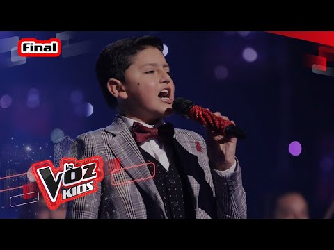 Nicolás canta 'El Triste' en la final | La Voz Kids 2022